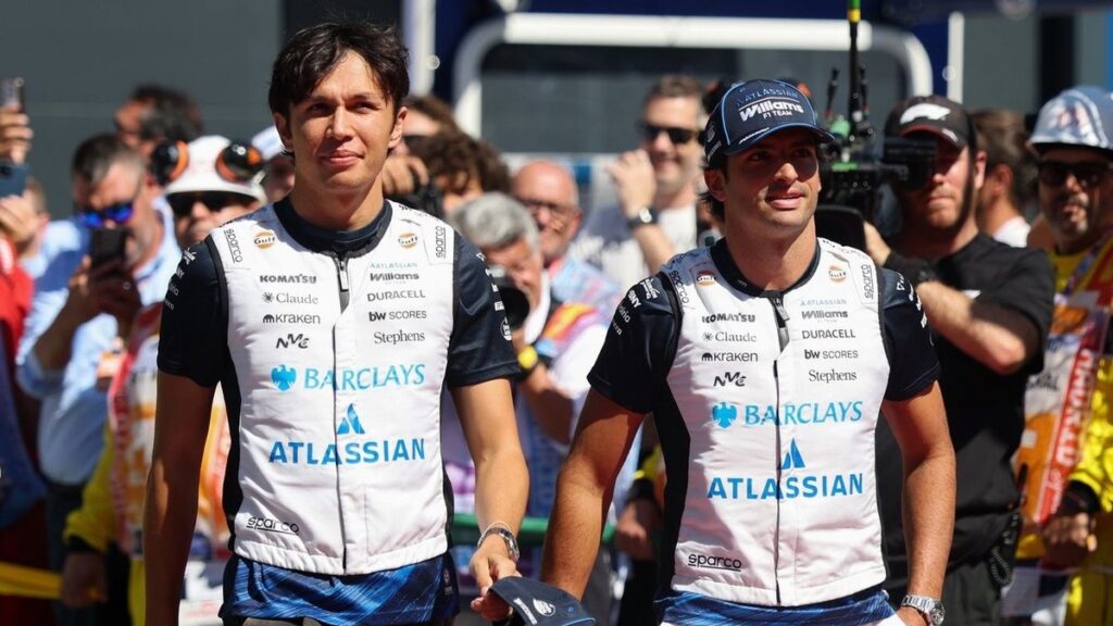 Пілоти F1 Алекс Албон та Карлос Сайнс