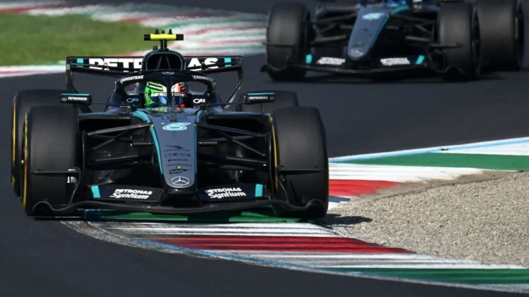 Кімі Антонеллі святкує перемогу на Гран-прі Італії