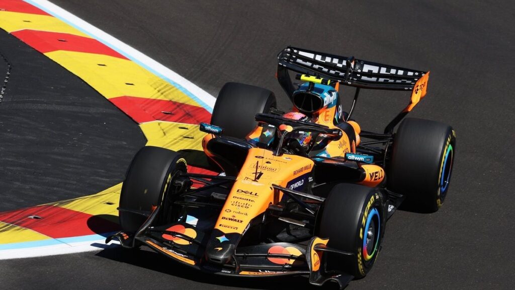 Ландо Норріс на боліді McLaren під час Гран-прі Іспанії