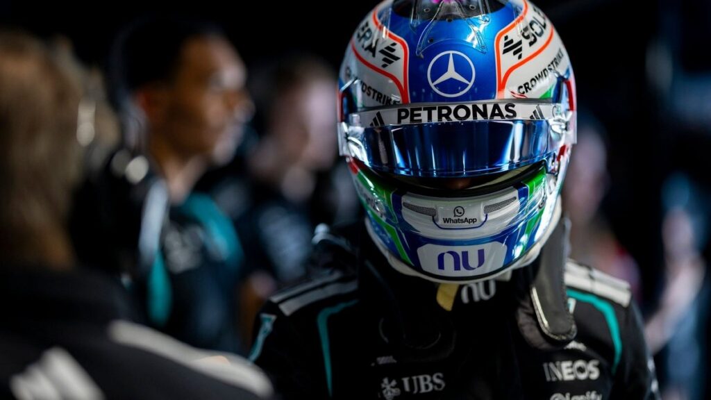 Кімі Антонеллі на боліді Mercedes під час Гран-прі Іспанії