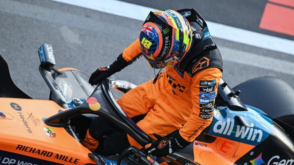 Оскар Піастрі на боліді McLaren у Баку