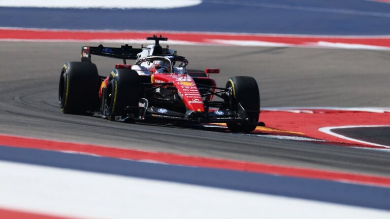 Шарль Леклер на боліді Ferrari під час першої практики Гран-прі США