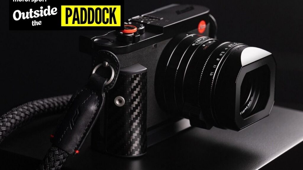 Ексклюзивна камера Leica у стилі Formula 1 з вуглецевим оздобленням