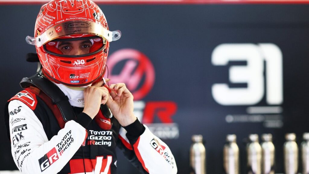 Рьо Хіракава замінює Естебана Окона у команді Haas