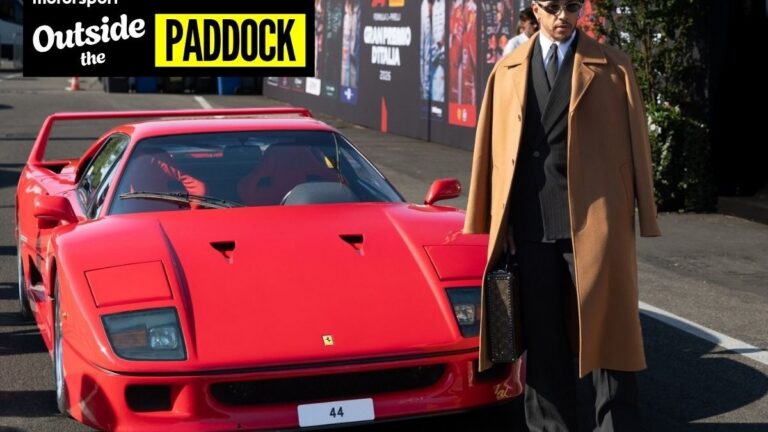Льюїс Гамільтон демонструє реставрацію Ferrari F40