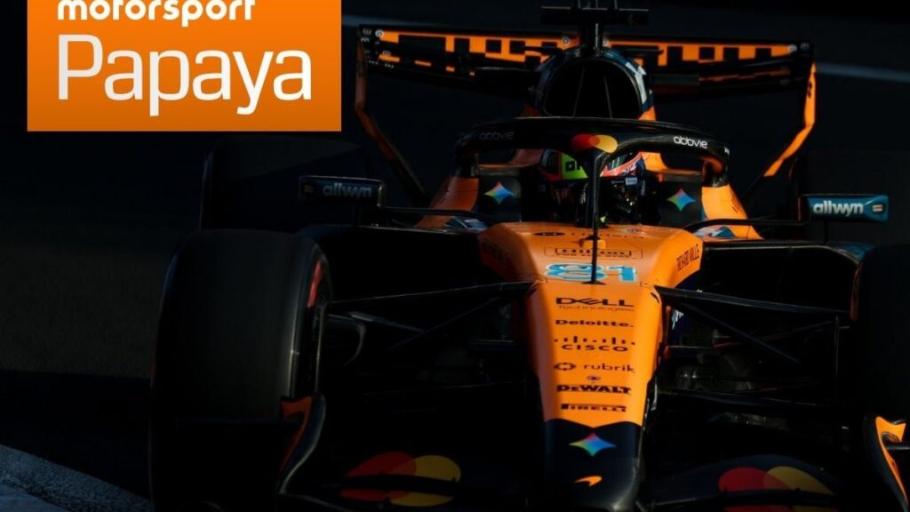 Оскар Піастрі за кермом McLaren на трасі в Мексиці