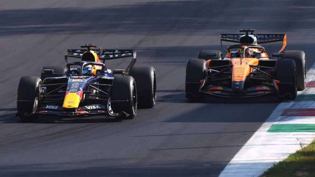 Оскар Піасті на боліді McLaren у Формулі-1